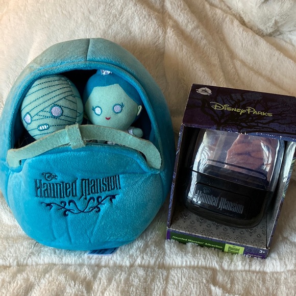 👻🏚 Disney Parks Haunted Mansion Bundle🏚👻 - Picture 1 of 9